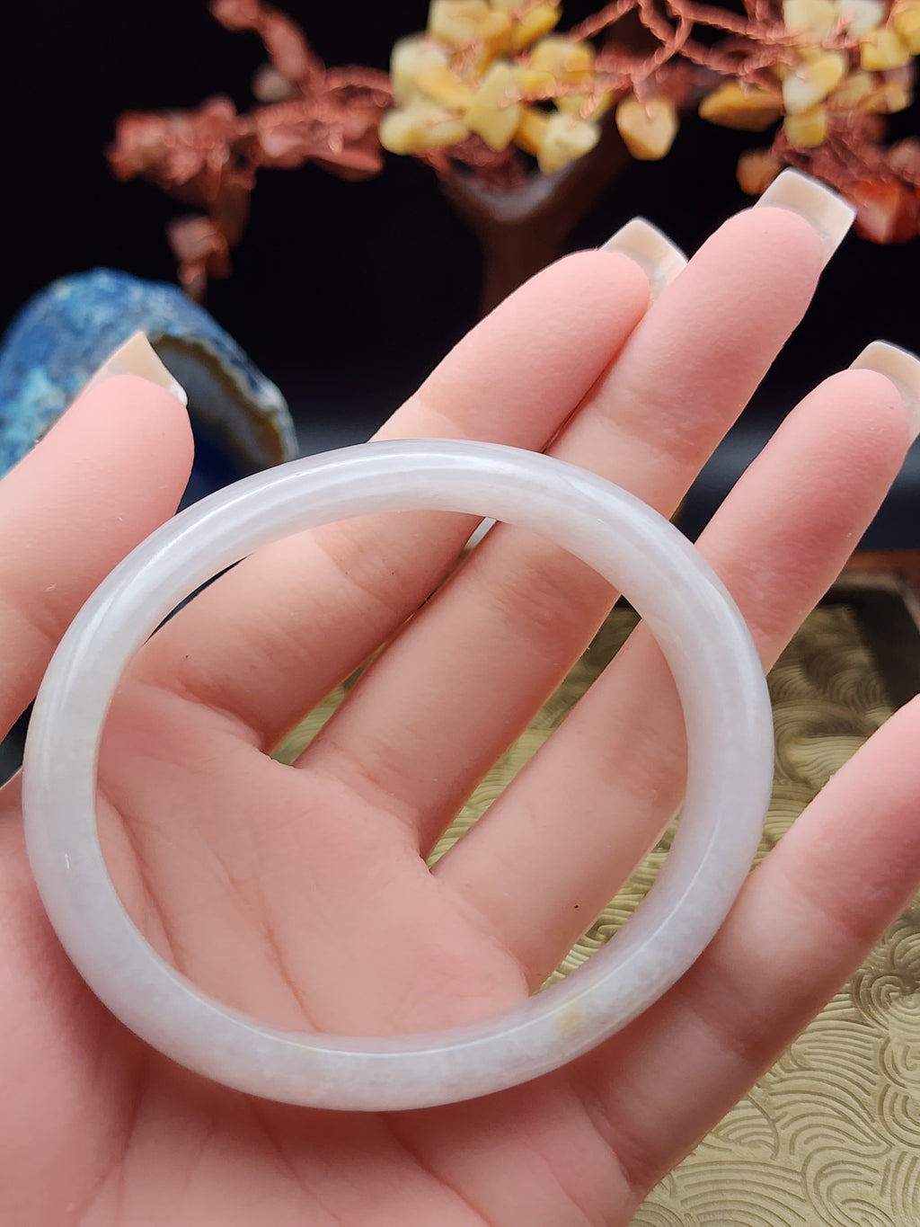 Jadeite Jade Icy Lavender Oval Bangle - 59.5 × 50.7mm (Type A Untreated)