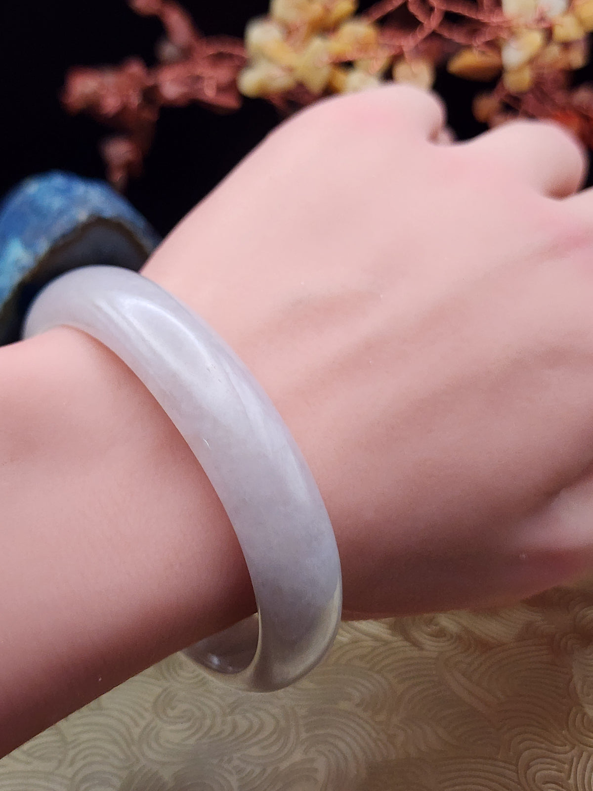 Jadeite Jade Icy Lavender Oval Bangle - 59.5 × 50.7mm (Type A Untreated)