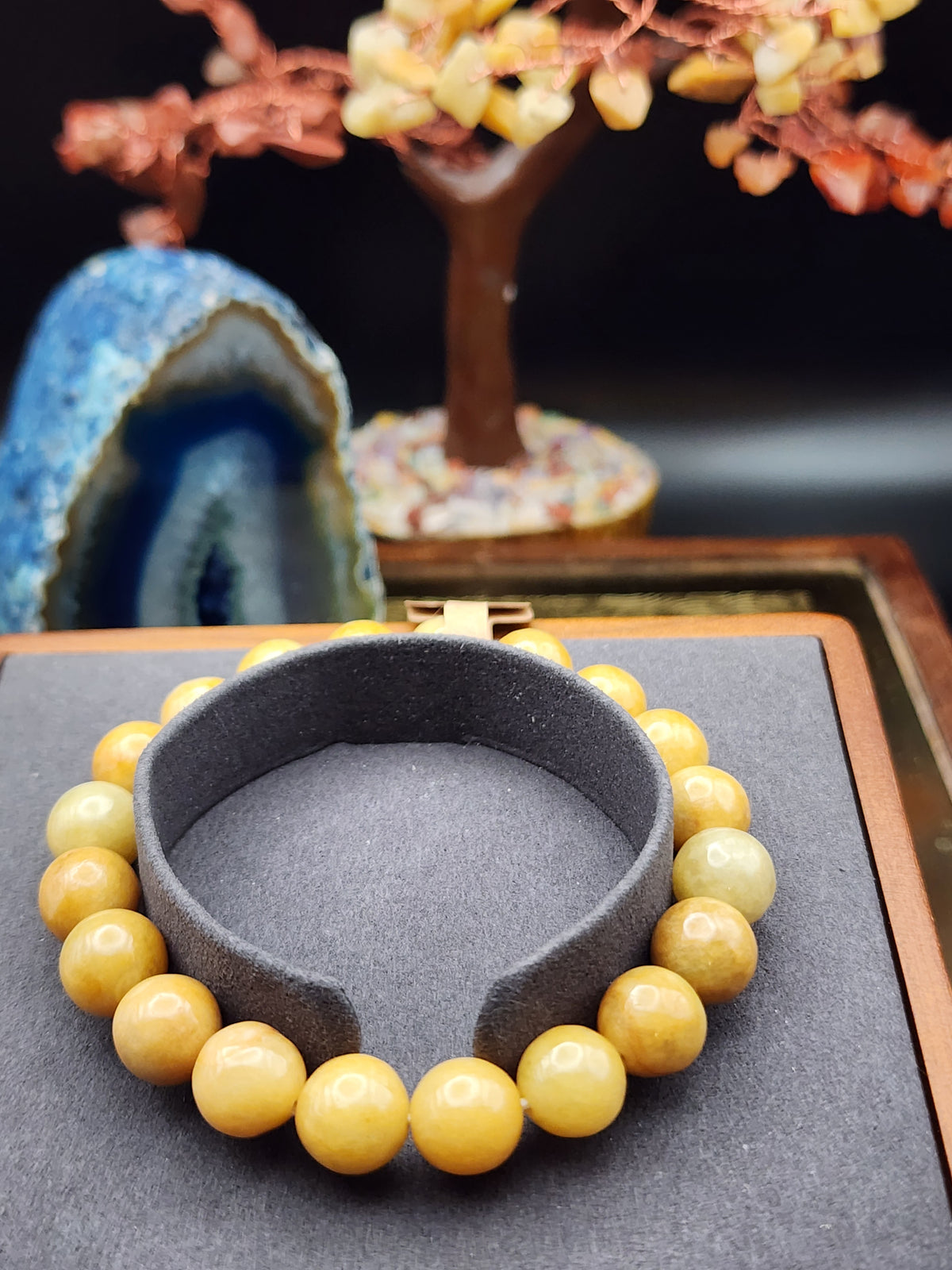 Natural Yellow Jadeite Jade Round Bead Bracelet - 7" - (Type A Untreated)